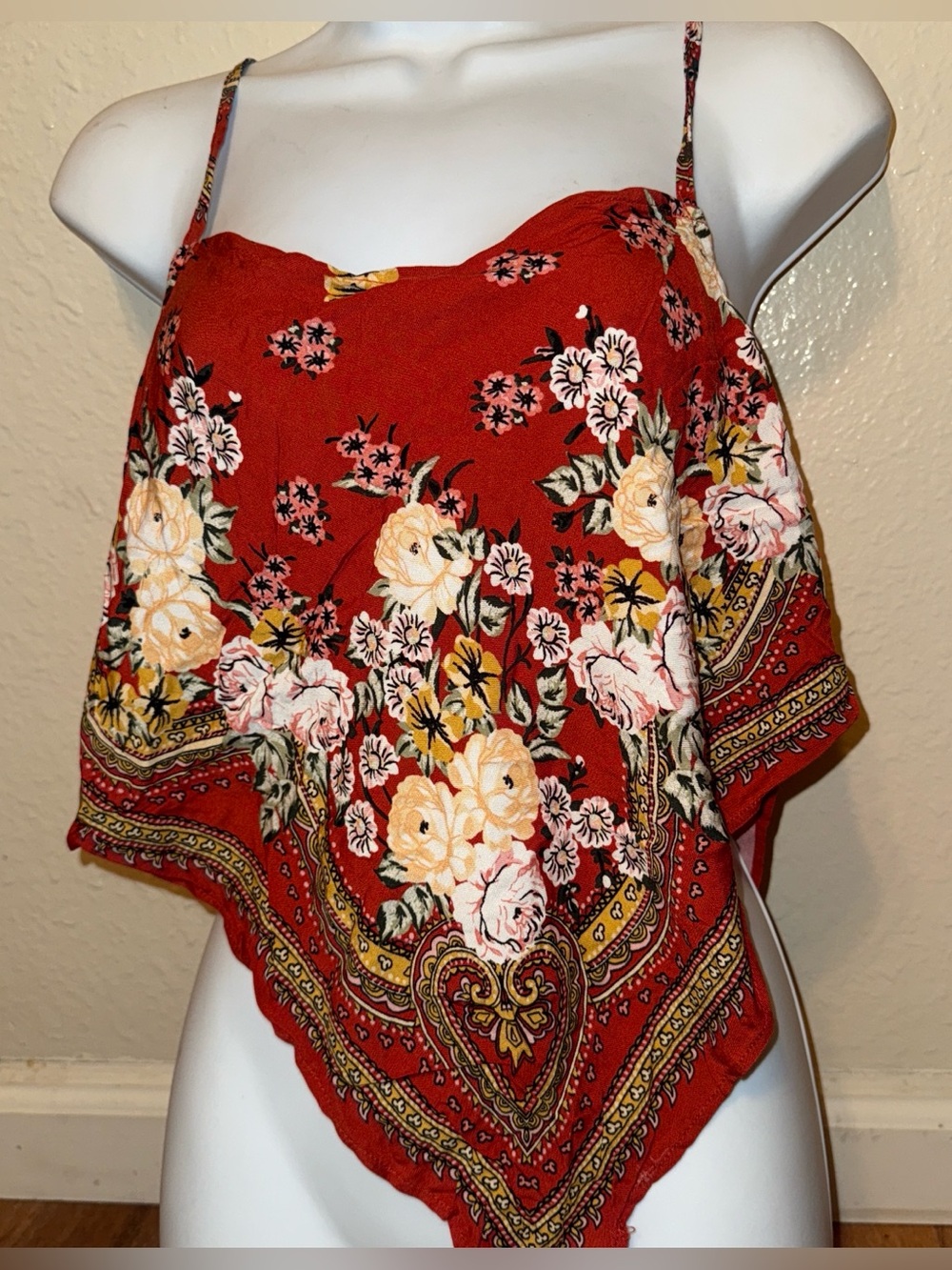 Floral Red Handkerchief Hem Tank Top with Spaghetti Straps
